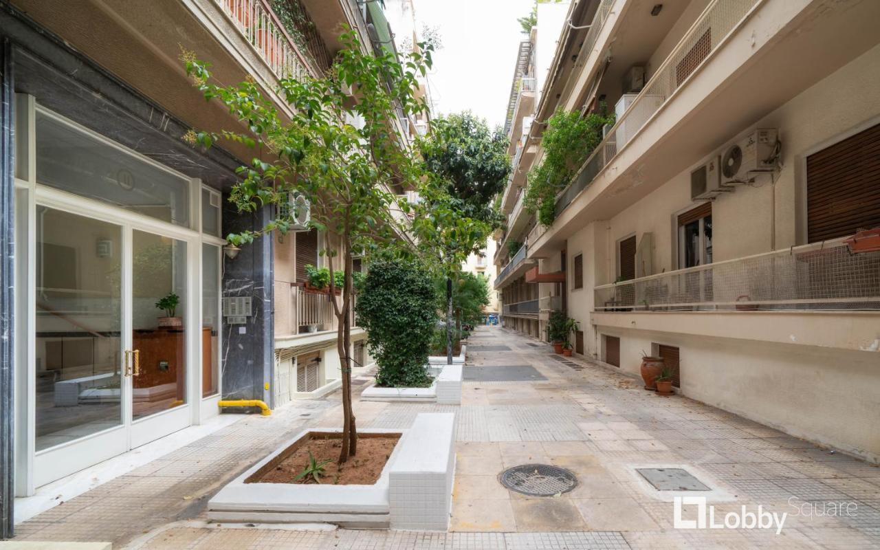 Embassy Studio By Lobbysquare Atenas Exterior foto